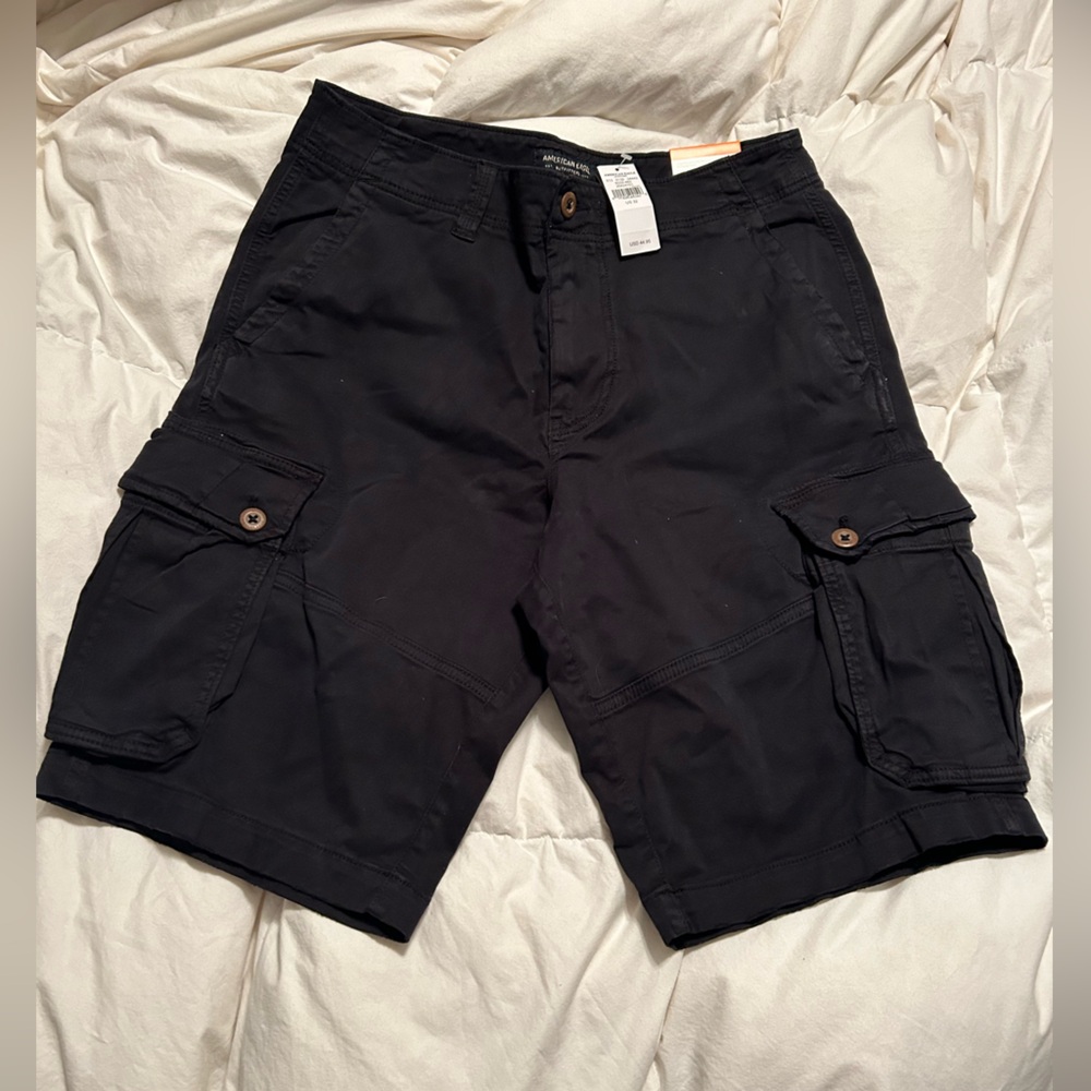 American Eagle Black Cargo Shorts